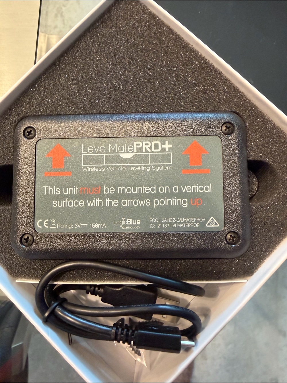 Wireless Vehicle Leveling Unit - Black